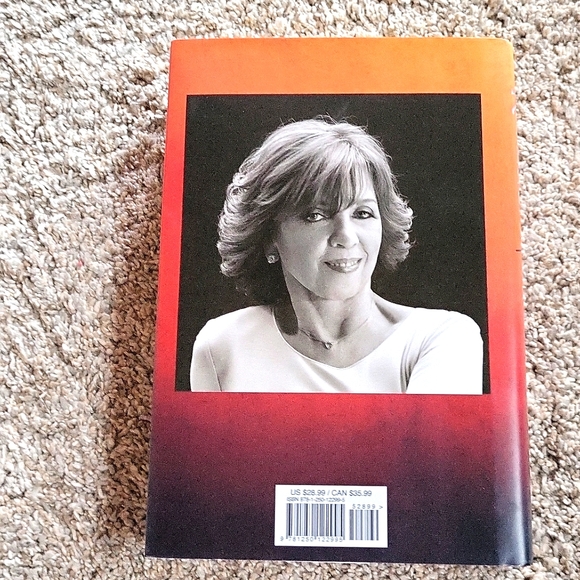 2 Hardcover Nora Roberts Chronicles of the One Series #1 & #2 - Picture 7 of 9